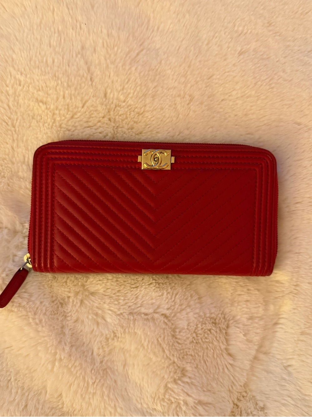 CHANEL Red Chevron Quilted Zip Wallet with Gold Logo COA